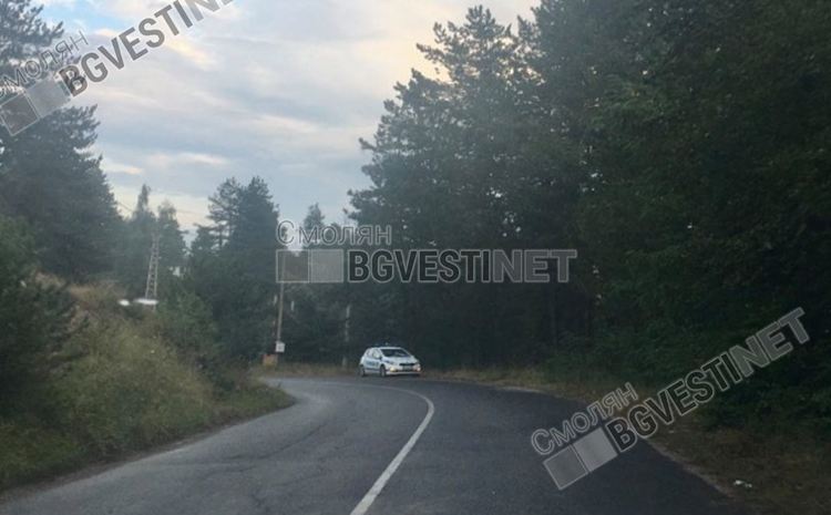 Двама възрастни и едно дете пострадаха при челен сблъсък край Чокманово