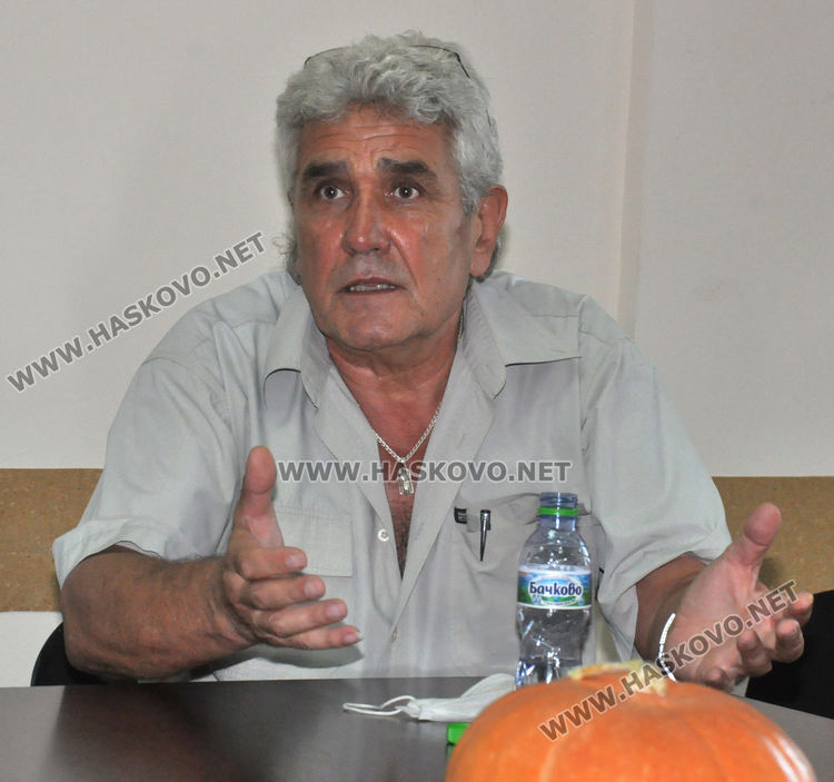 „Сърдити старчета“ в подкрепа на младите призовават за масовост на протеста