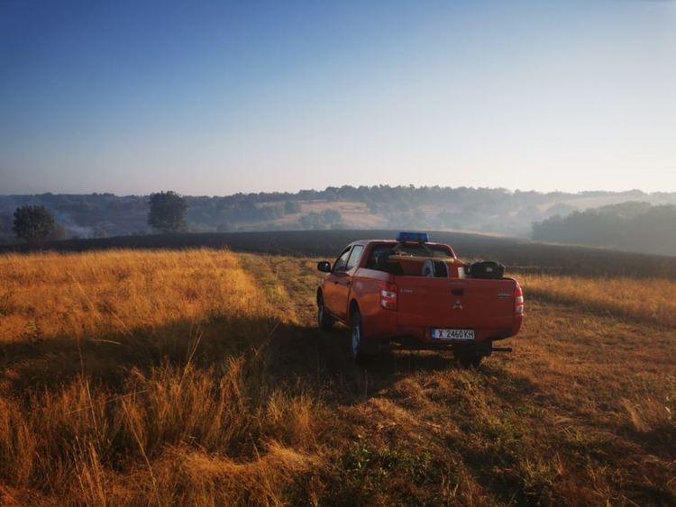 Пожарът между селата Нова надежда и Воден е локализиран