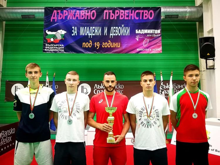 Бадминтон тимът на Хасково със сребро от Държавното отборно първенство
