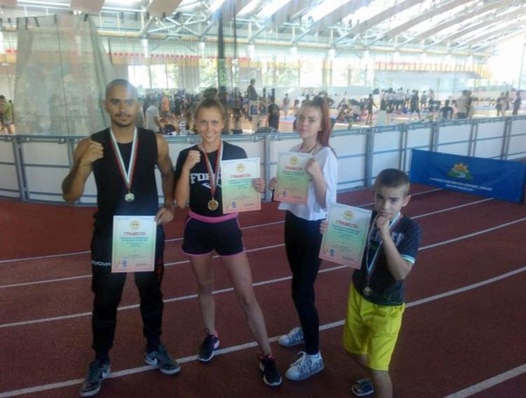 С 4 медала се завърнаха от държавно първенство бойците на клуба по кикбокс в Мадан