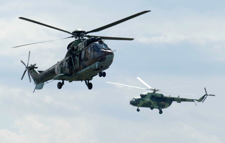 Ниско прелитащи самолети край Пловдив