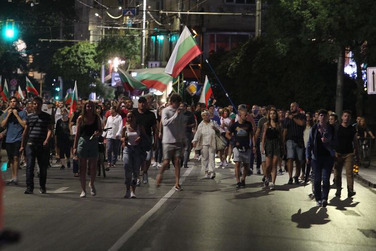 Ден 41: Яйца по МВР, паметник на свободата на Орлов мост