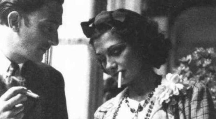 14. Те пушат, те са много известни... но кои са те?