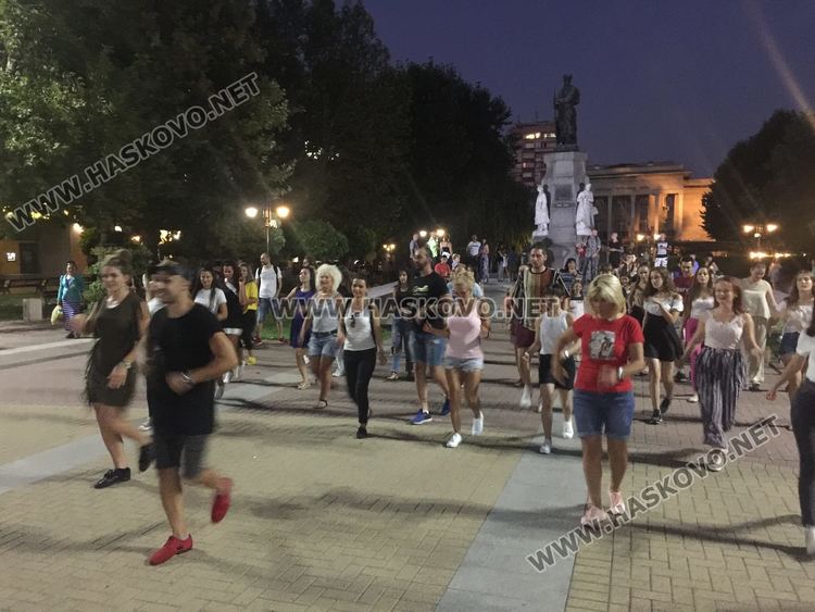 Гореща латино фиеста на пл. “Свобода”