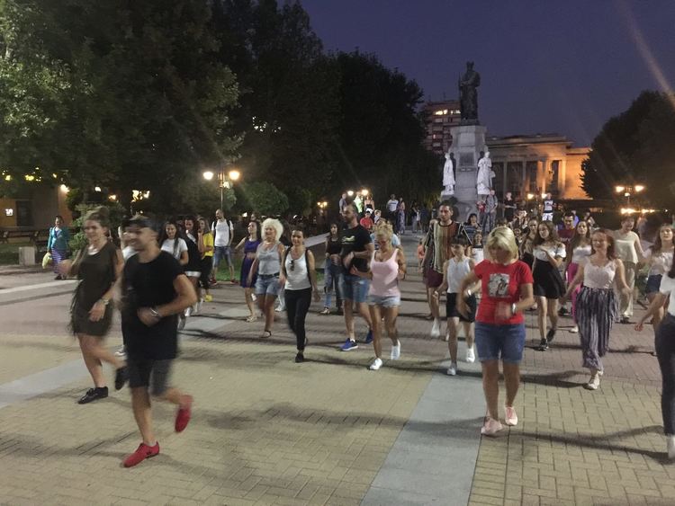 Гореща латино фиеста на пл. “Свобода”