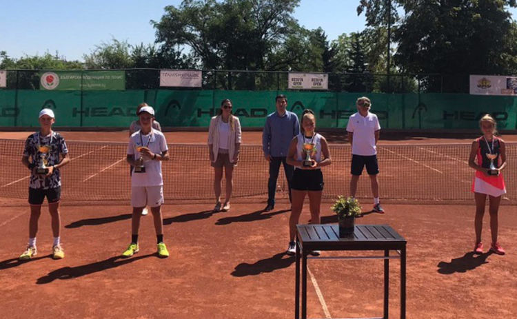 Георги Георгиев е двоен шампион на държавното по тенис в София