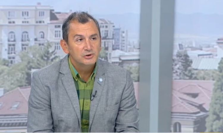 Доц. Михаил Околийски: Новата учебна година да започне при спазване на всички противоепидемични мерки