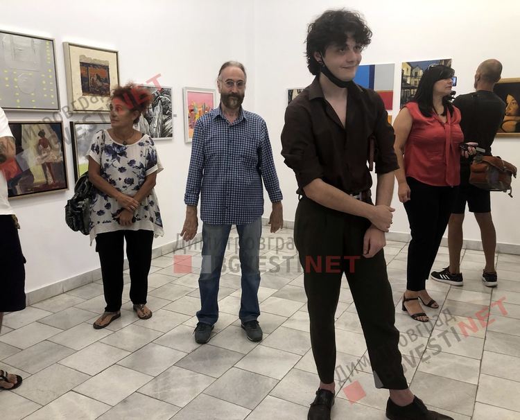  “Само пловдивчани” се настаниха в художествена галерия “Петко Чурчулиев”