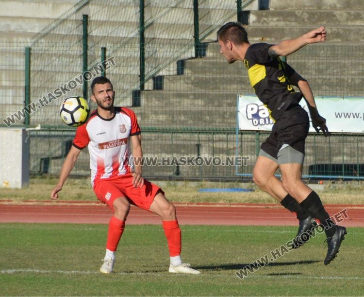 Футболният тим на Хасково се сгромоляса на собствен терен