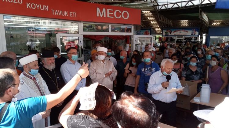 Нагостиха стотици с ашуре  в Кърджали, кметът апелира за единство