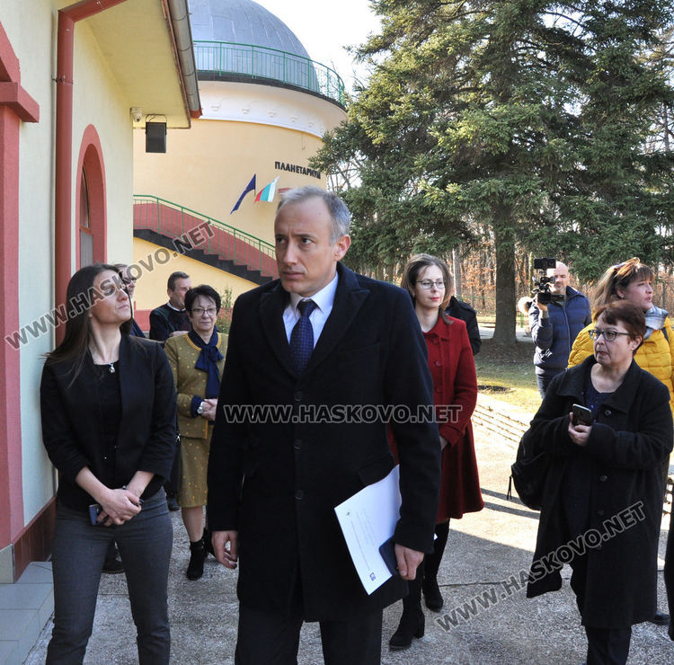 МОН одобри проект за реконструкция на планетариума в Димитровград