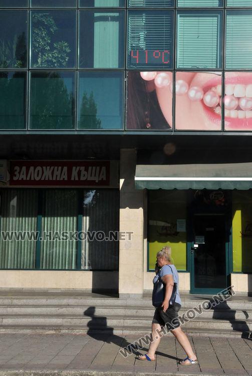 36.4 градуса в Хасково, жегата продължава и в следващите дни