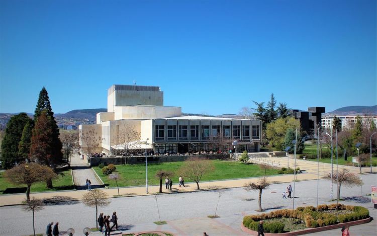 Театърът в Кърджали с поздравления за юбилея от най-високо място