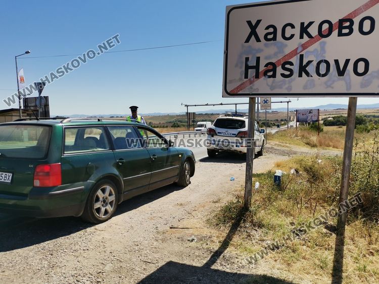 Масирани полицейски проверки на изходите на Хасково