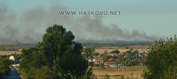 Отвориха магистралата, чакат хеликоптер за пожар в Свиленградско