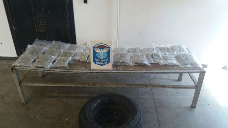 Задържаният с марихуана за близо 22 000 лева остава в ареста