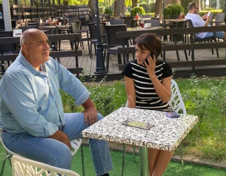 Партиен възход: Вижте кого изключи от партията си Слави Трифонов