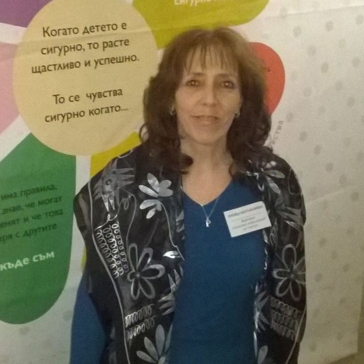 "Жената от Социала" -така наричат Росица Настанлиева ромите, които кръстили дъщеря си на нея.