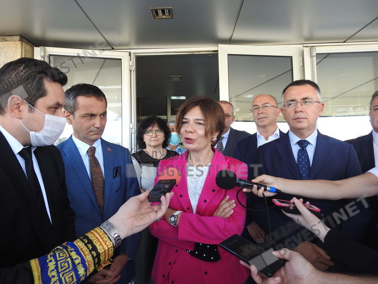 Три хиляди PCR-теста за COVID 19 дарява турското посолство на Кърджали