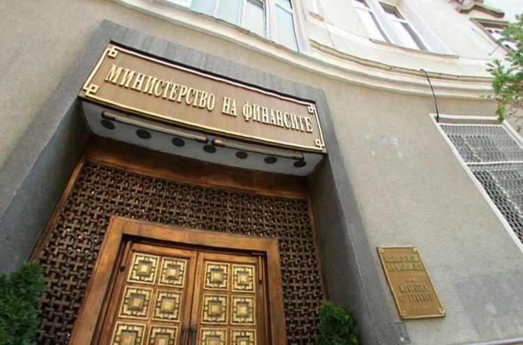 Бонуси 16.6 млн. лв. в Министерство на финансите за юли - за работа "качествено и в срок"