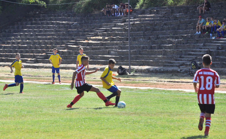 8 отбора от Хасковско се включиха в турнир „Децата и футболът“