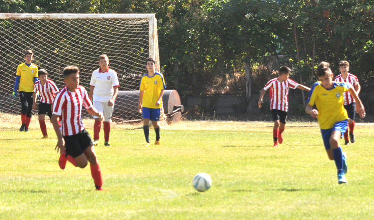 8 отбора от Хасковско се включиха в турнир „Децата и футболът“