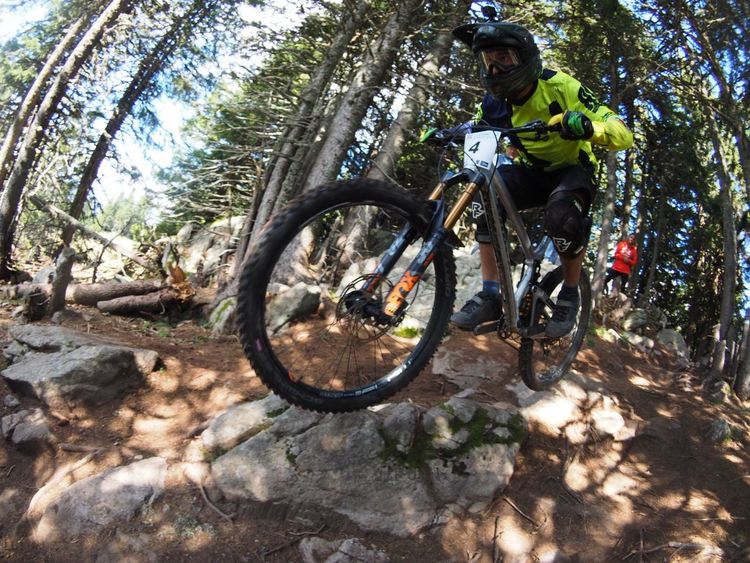 В удължения уикенд байкъри са дават среща на Пампорово