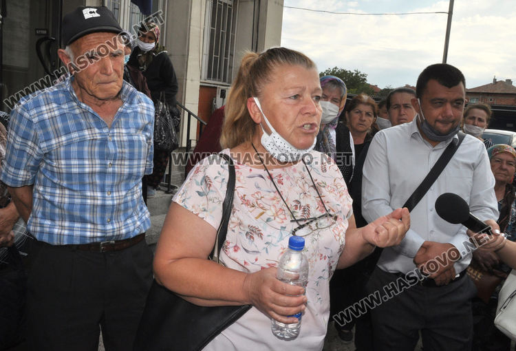 Жители от Стамболовско излязоха на протест заради поскъпването на водата с 342%