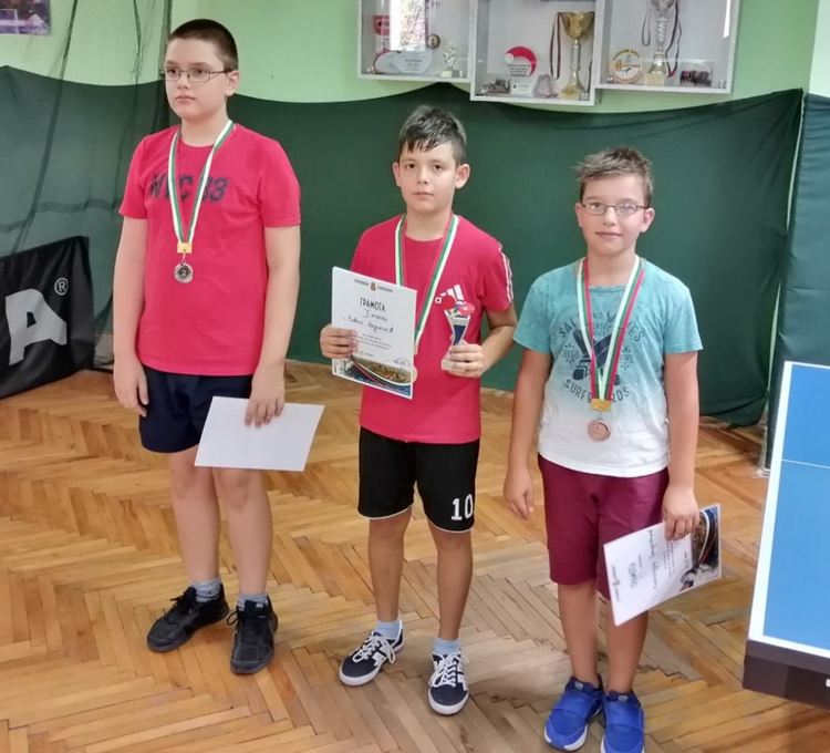 Милко Багдасаров и Елвис Хаджиев са победители в турнир по тенис на маса