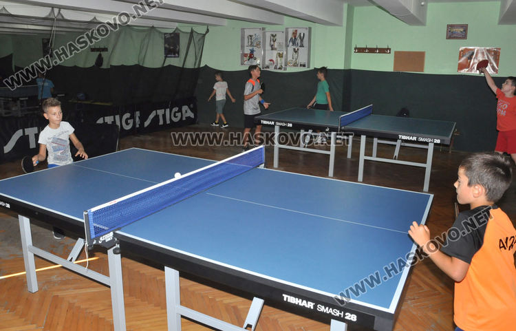 Милко Багдасаров и Елвис Хаджиев са победители в турнир по тенис на маса