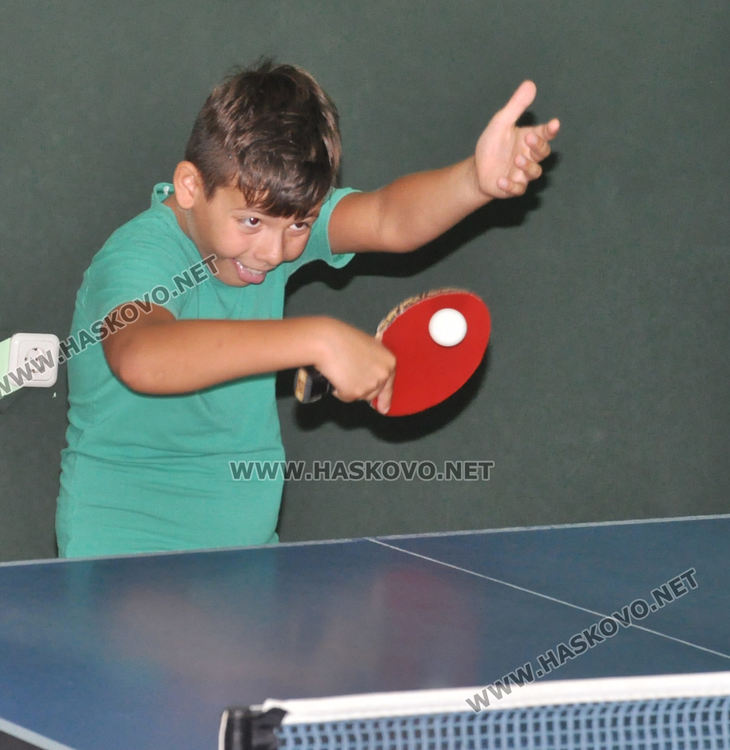 Милко Багдасаров и Елвис Хаджиев са победители в турнир по тенис на маса