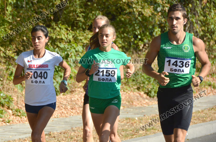 Маринела Нинова и Девора Аврамова