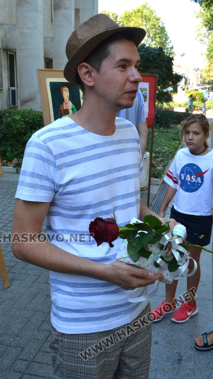 Откриха изложба „От Леонардо до Пикасо - деца рисуват шедьоври“