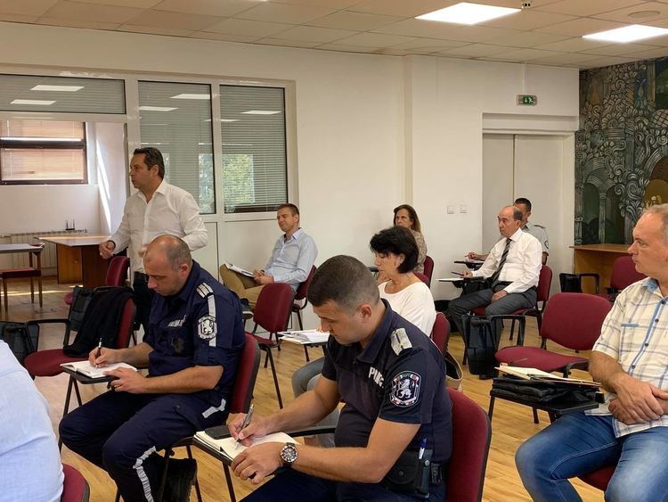 В Първомай ще изграждат повдигнати пешеходни пътеки в района на училищата