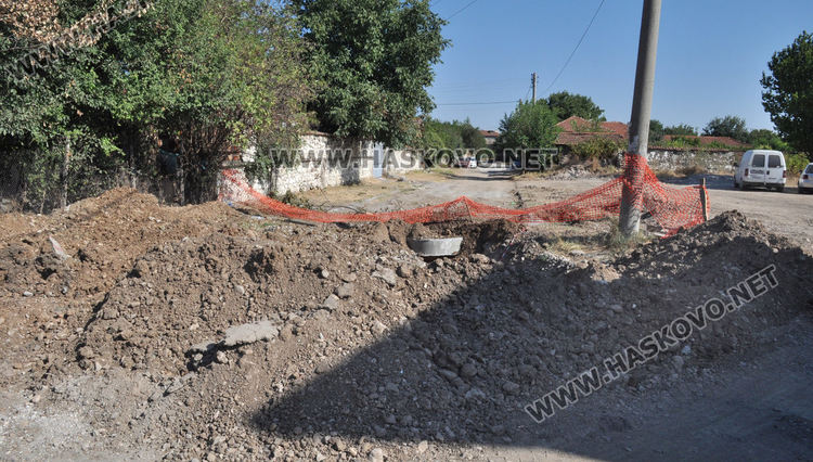 Множество аварии в „Болярово“, спряха водата на целия квартал