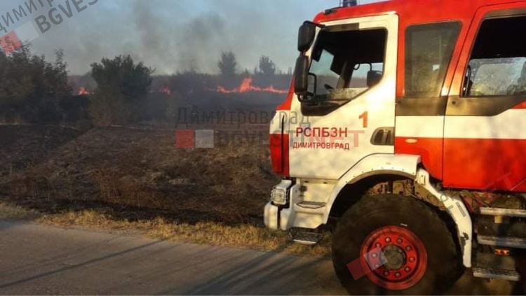 Пожар избухна край Долно Белево