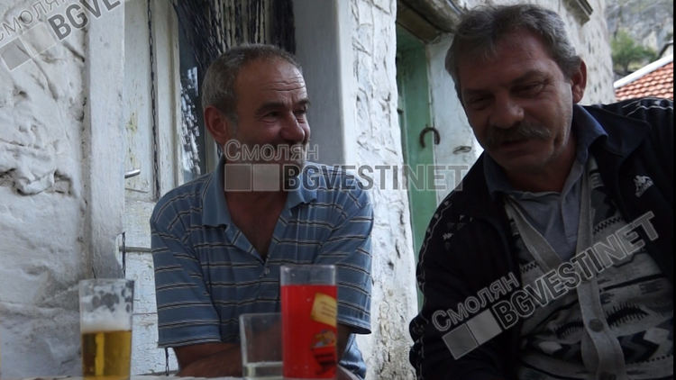 В кръчмата водеща тема за разговор е разбития път.