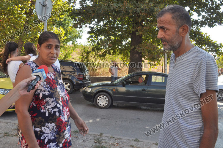 Водачът на Реното (вдясно)