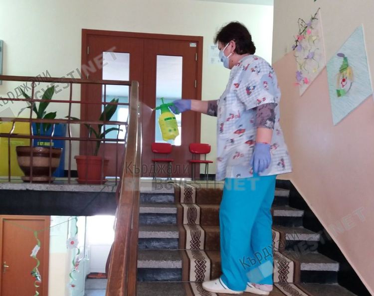 Здравните инспектори с масирани проверки за противоепидемични  мерки в областта,  15 обекта хванати „в крачка”