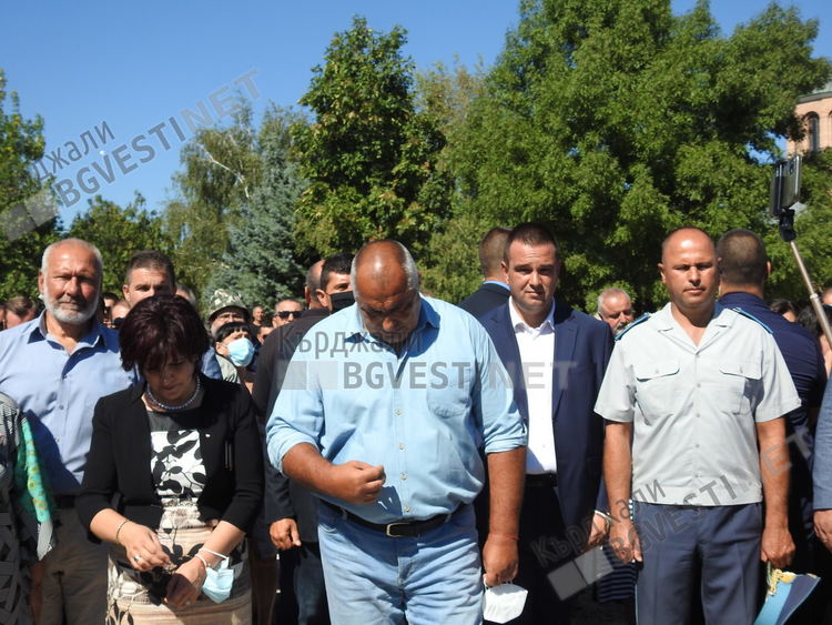 Митрополит Николай освети новото крило на манастира „св.Йоан Предтеча” в присъствието на премиера Борисов