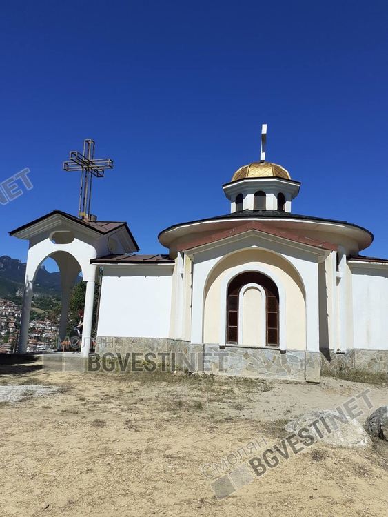 Райковци се готвят за Кръстовден. Стягат водосвет и курбан в местността "Корста"