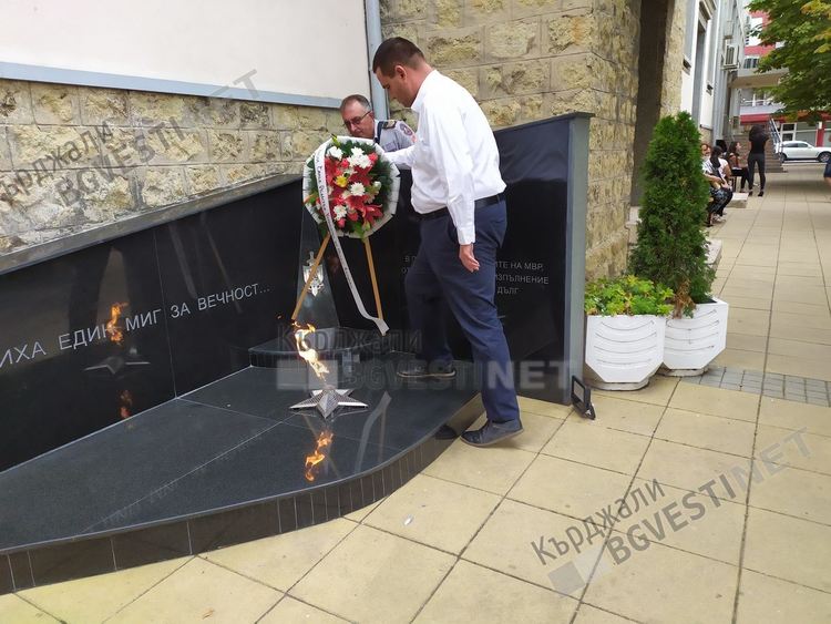 Кърджали почете паметта на огнеборците,проявили себеотрицание, пожарникарите честват професионален празник