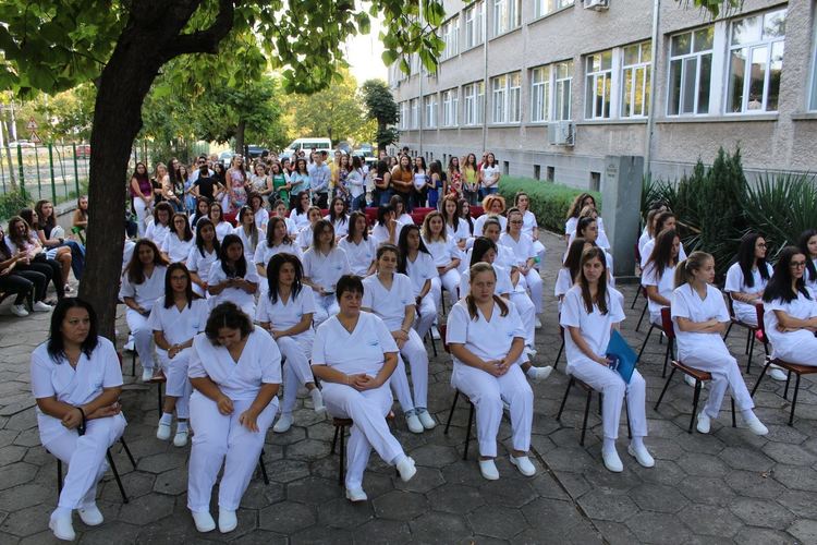 Откриха новата учебна година в Медицинския филиал, предстои ремонт на общежитията