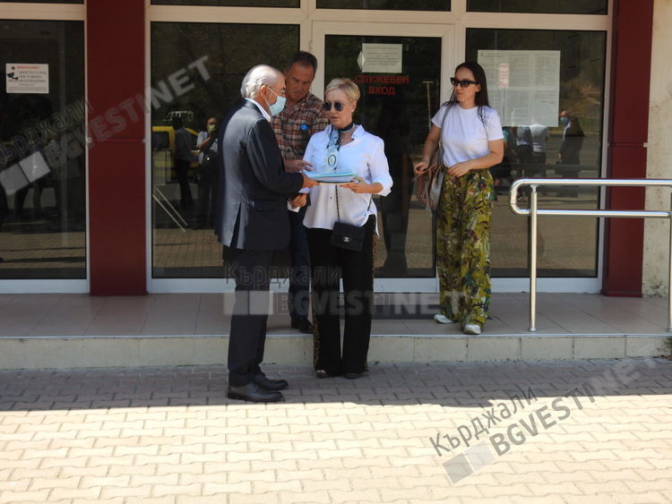 След заседанието