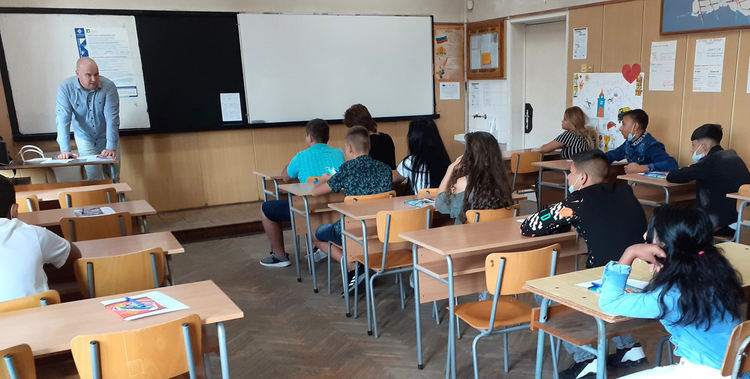 В ПГТАТ „Н. Й. Вапцаров“ всеки ученик на отделен чин