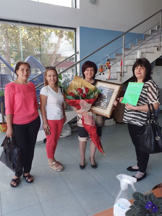 Благодарствен адрес за Цвета Караянчева от преподавателите от ОУ "Васил Левски"