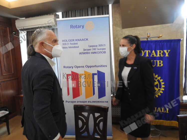 Ротари клуб Кърджали се отваря за можещите,  младите признати за равноправни партньори