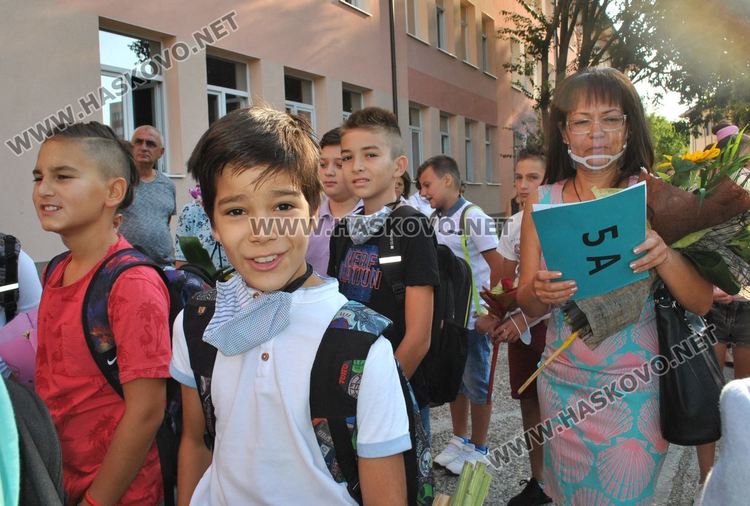 В ПМГ-Хасково учителите решават сами за онлайн часовете