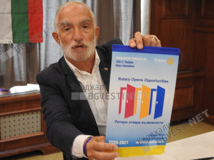 Ротари клуб Кърджали се отваря за можещите,  младите признати за равноправни партньори